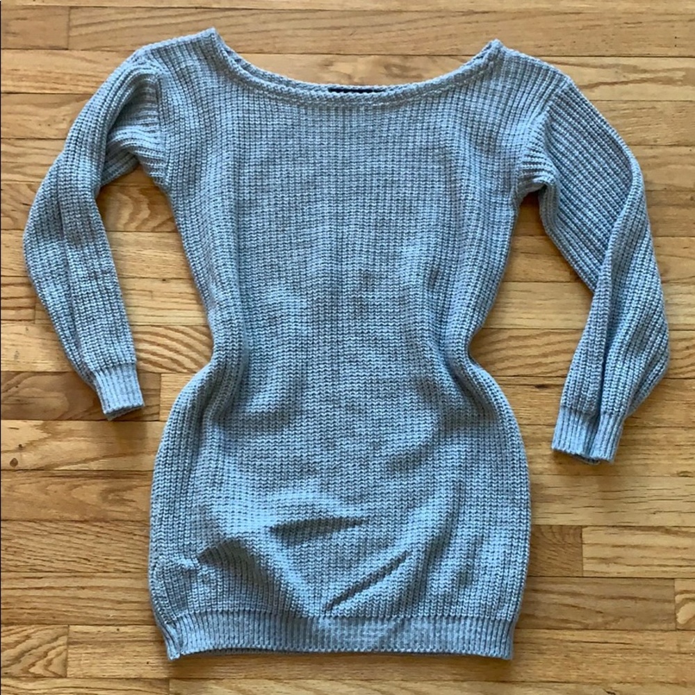 NWOT Missguided off the shoulder sweater